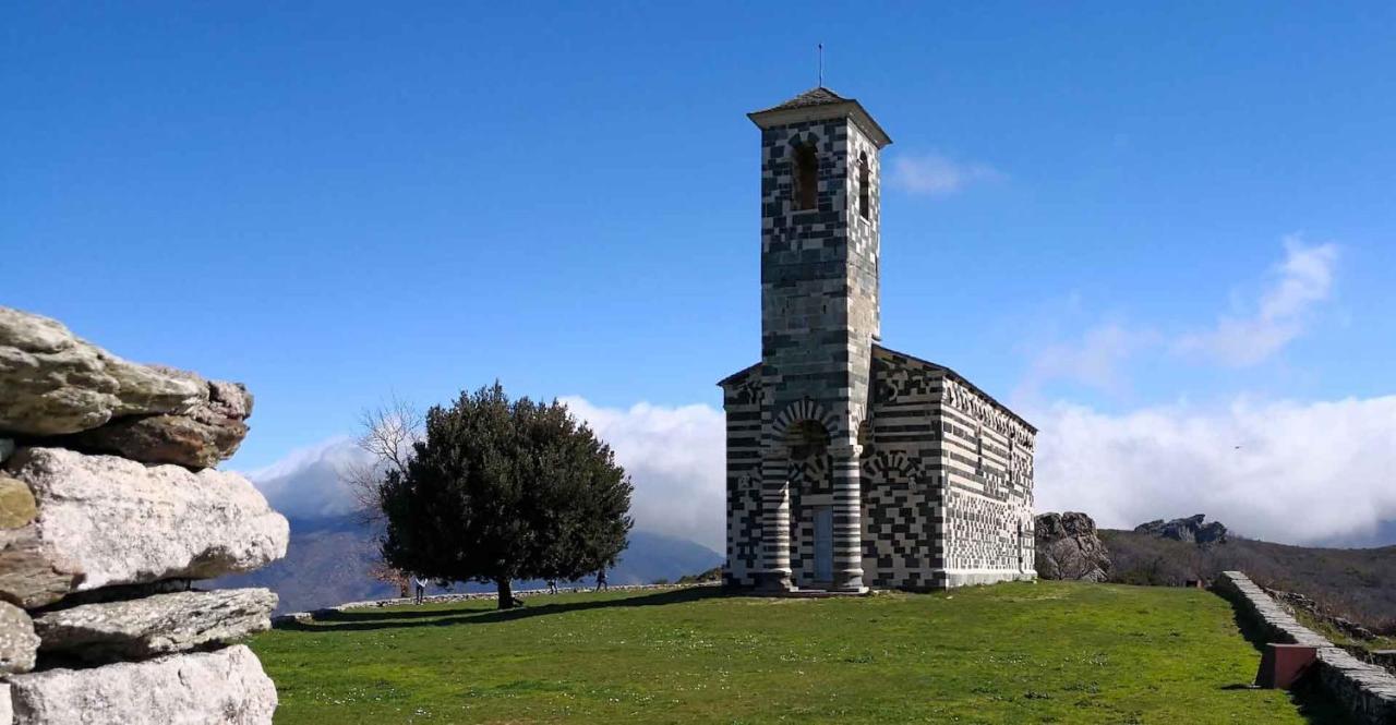 Maison De Village Avec Vue Sur Les Montagnes Bigorno Bagian luar foto